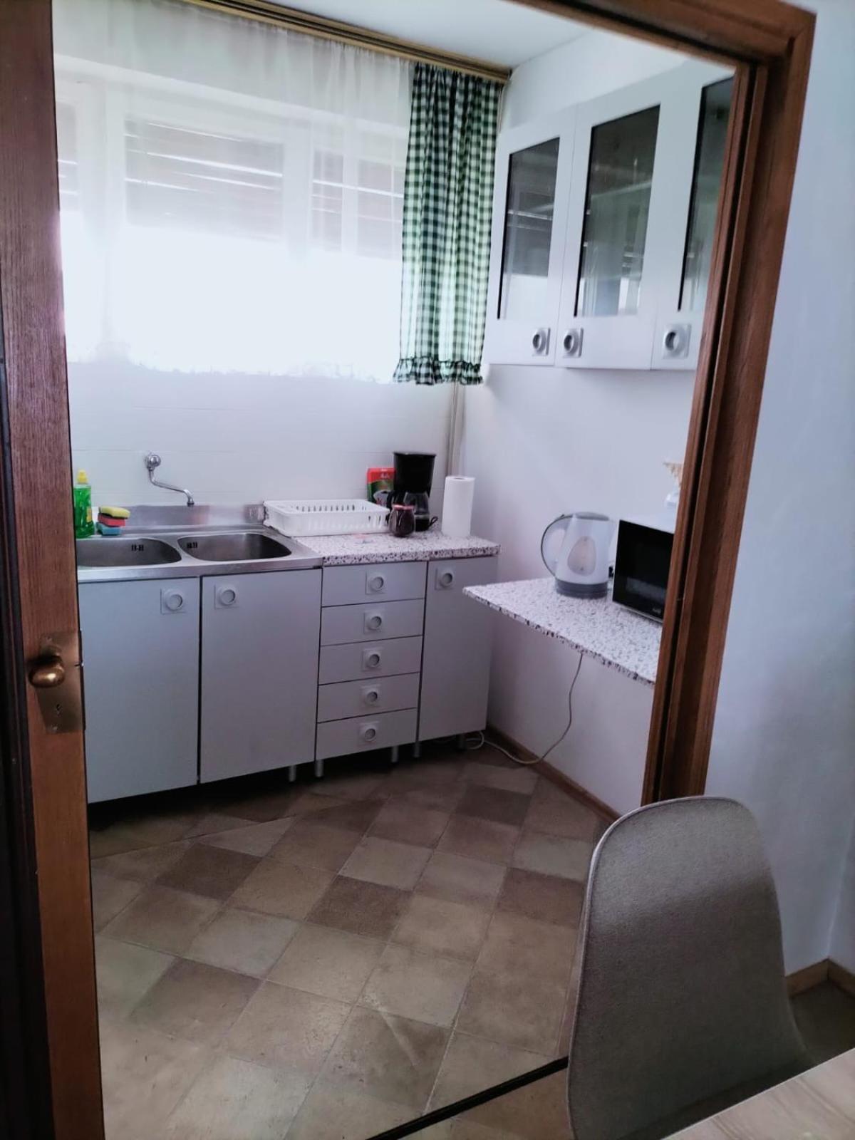 Apartment Omiska Спліт Екстер'єр фото
